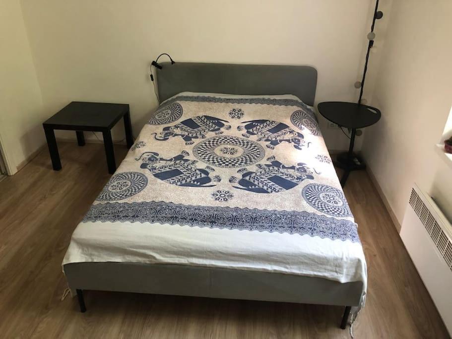 Apartamento Cozy Karlin Praga Exterior foto